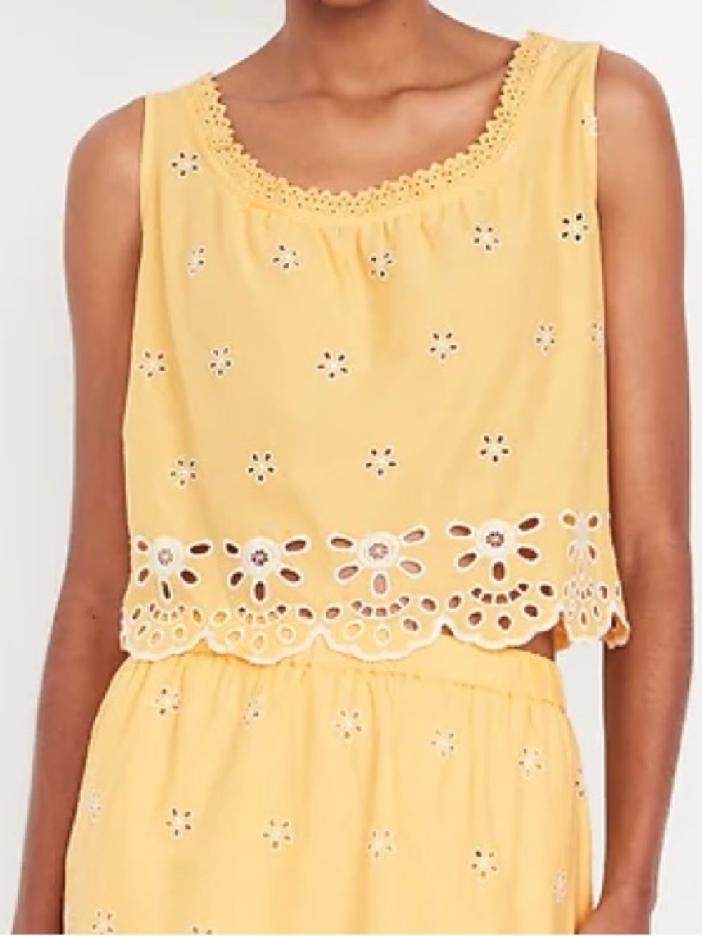 Old Navy Sleeveless Eyelet Top
